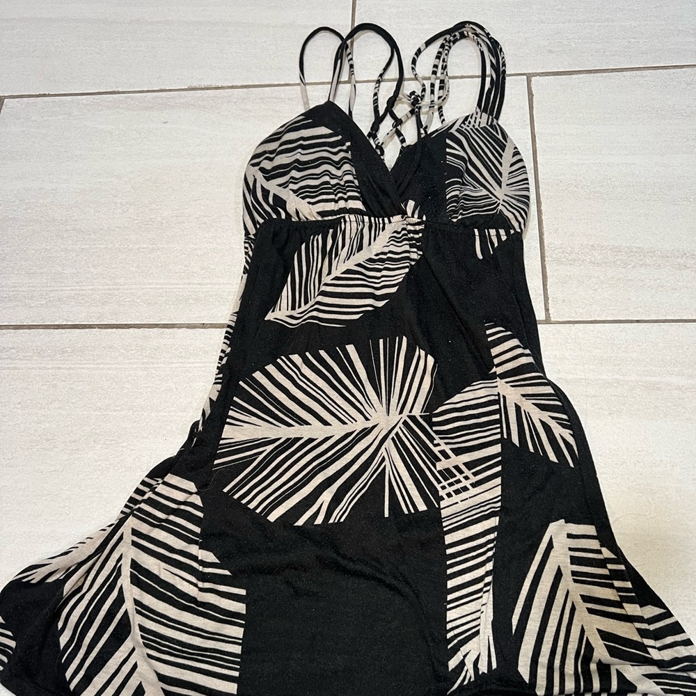 Tropical black dress